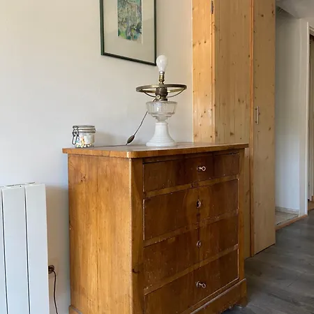 La Chaumiere Aux Fleurs